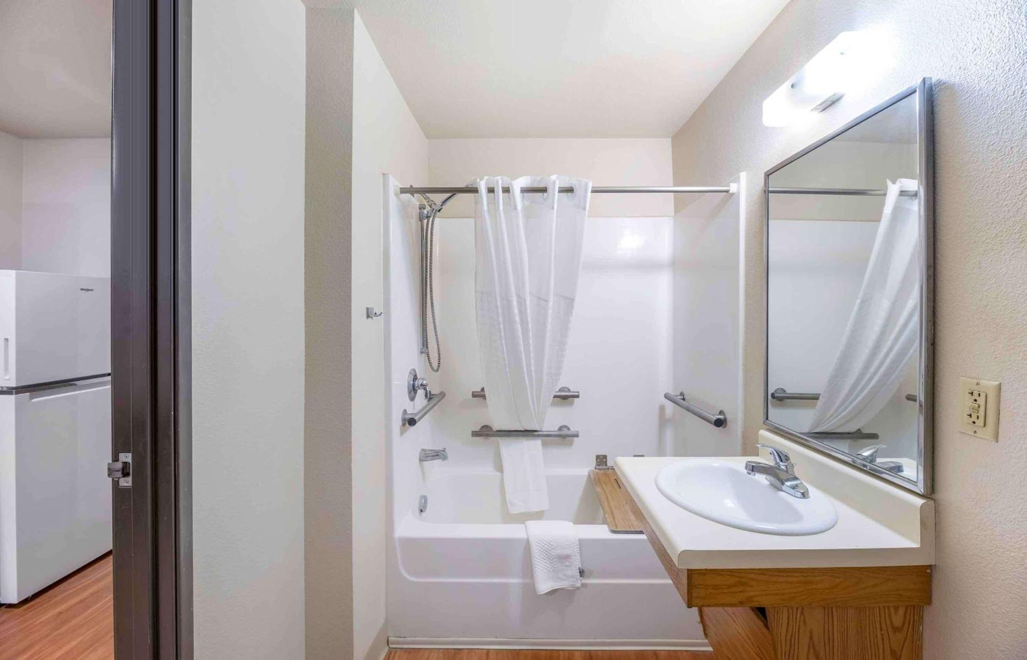 Extended Stay America Select Suites - Lubbock - South Eksteriør billede
